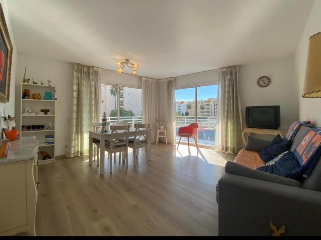 Apartamentos Ch Salou Cameră foto
